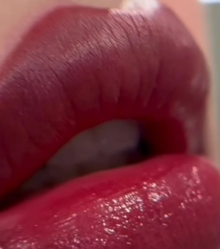 Deep berry lip blush — from the Dr Browz TikTok